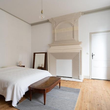 Maison De Ville Avec Jardin "La Coquette" Jonzac Buitenkant foto