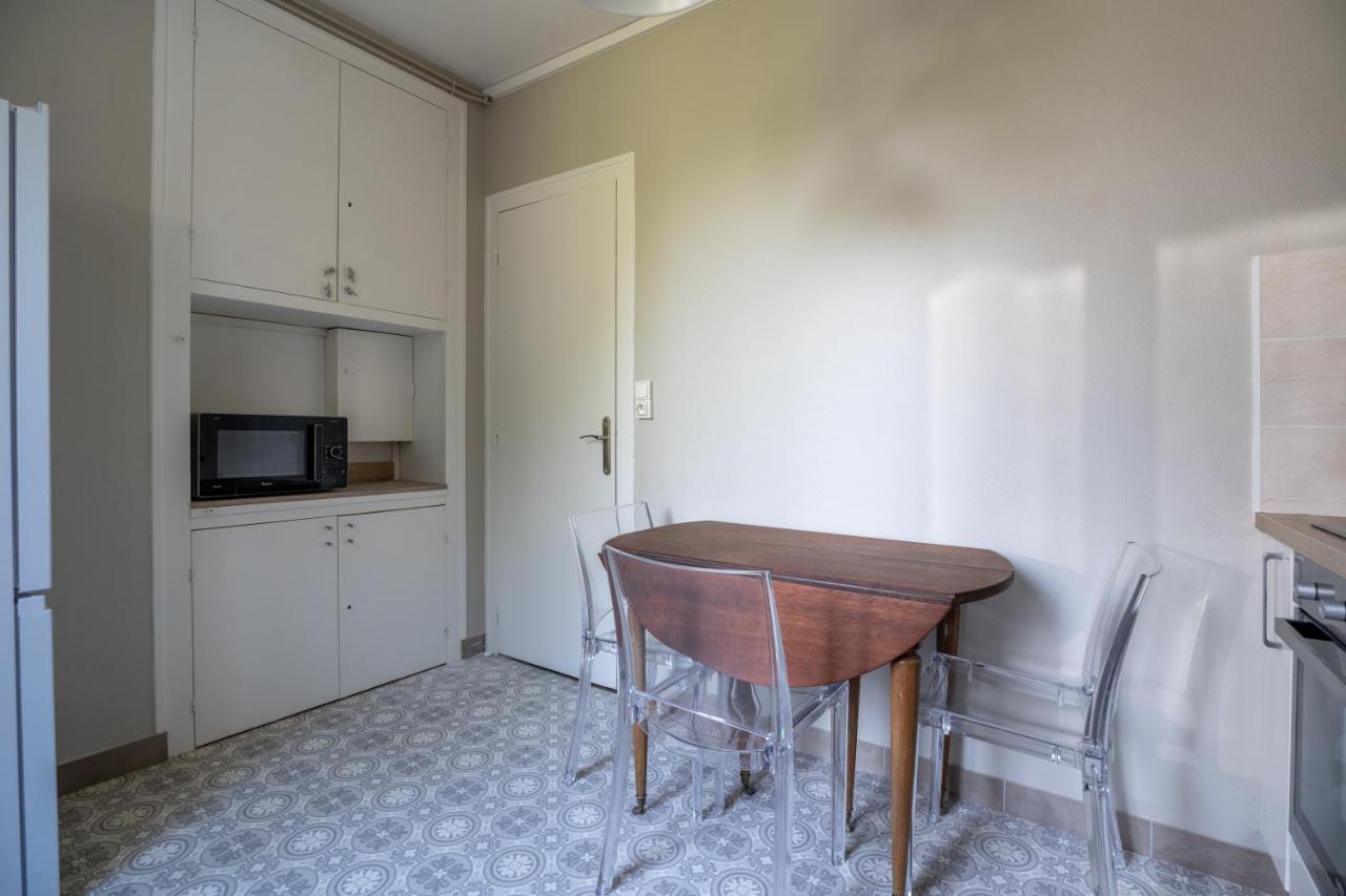 Maison De Ville Avec Jardin "La Coquette" Jonzac Buitenkant foto